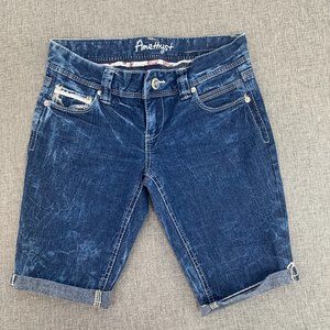 Amethyst Jean Blue Denim Shorts Low Rise Cuffed‎ Acid Washed 98% Cotton Size 3